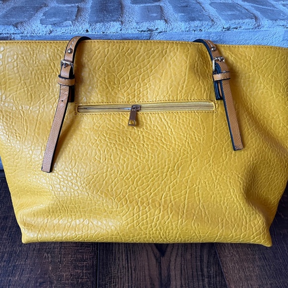 Large handbag yellow studded purse hobo bag big purses yellow purses beach bag - Picture 2 of 3